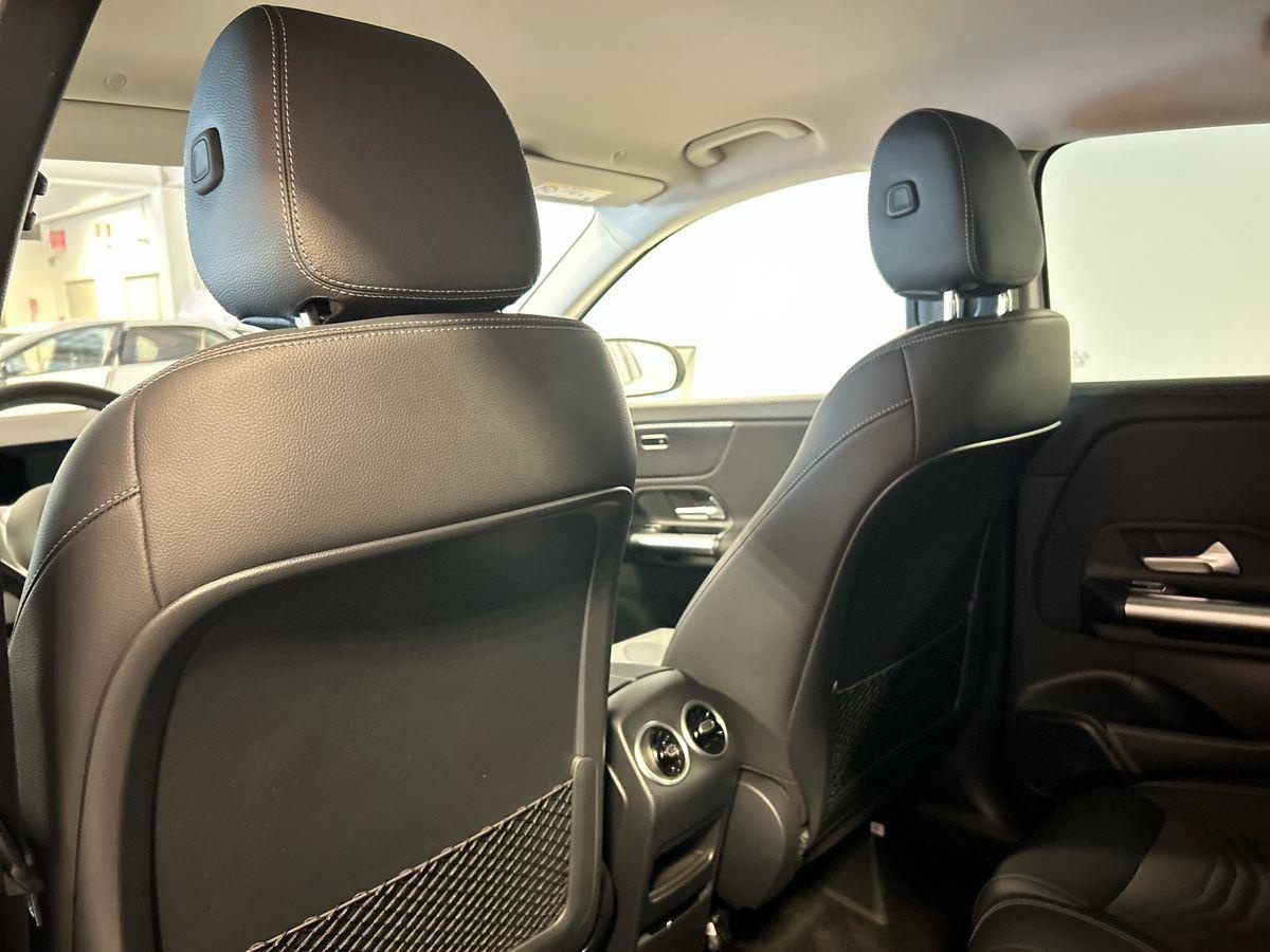 Mercedes  GLA 200 D Progressive Advanced Plus 8G-DCT - 16