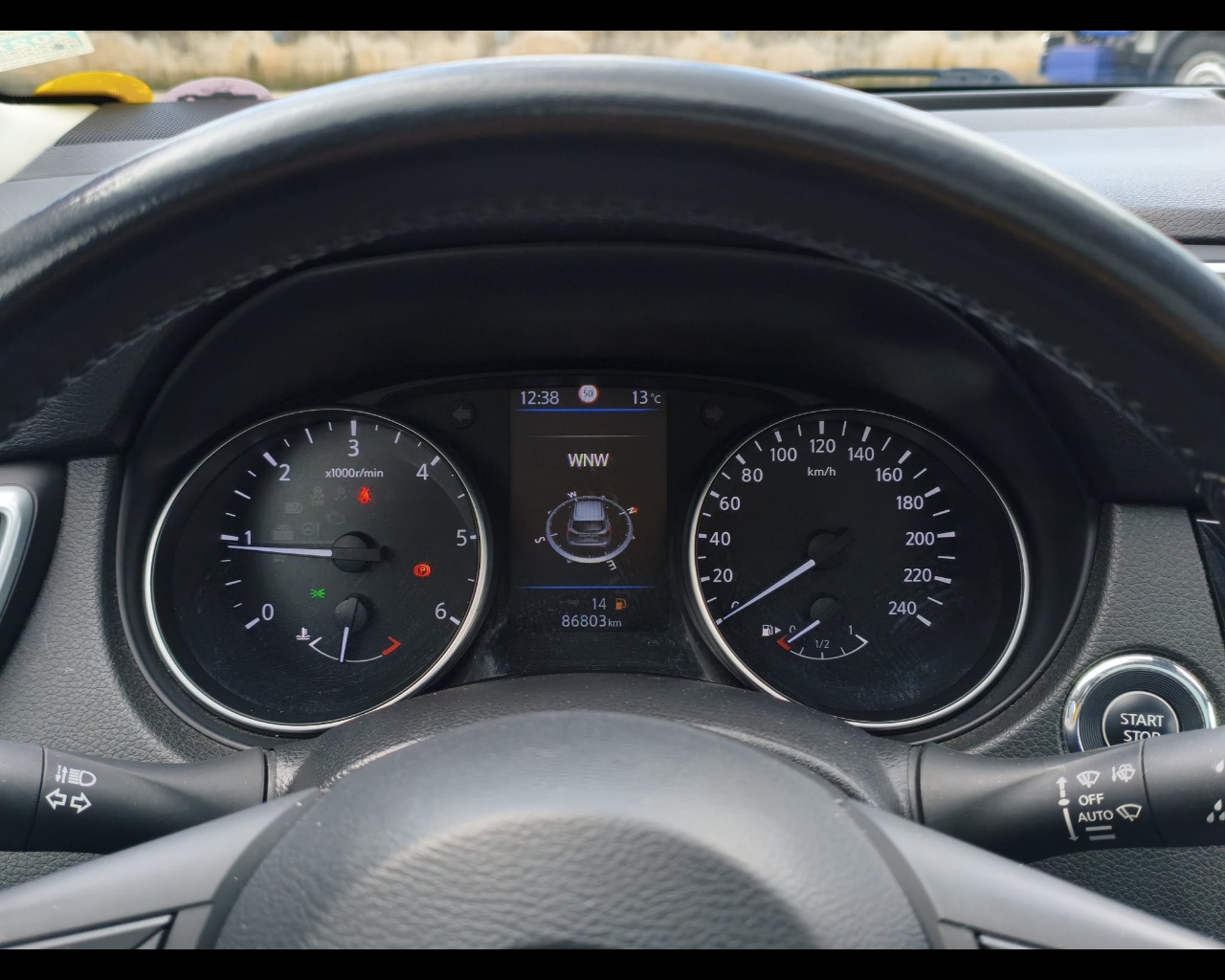 Foto NISSAN Qashqai 1.5 dci N-Connecta 115cv