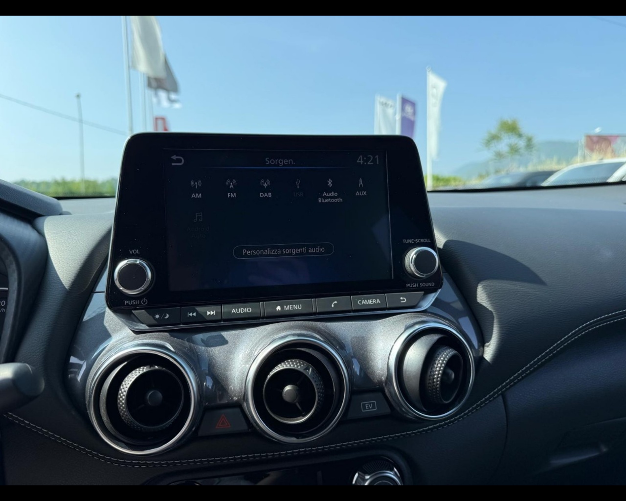 Foto NISSAN Juke 1.6 hev N-Connecta