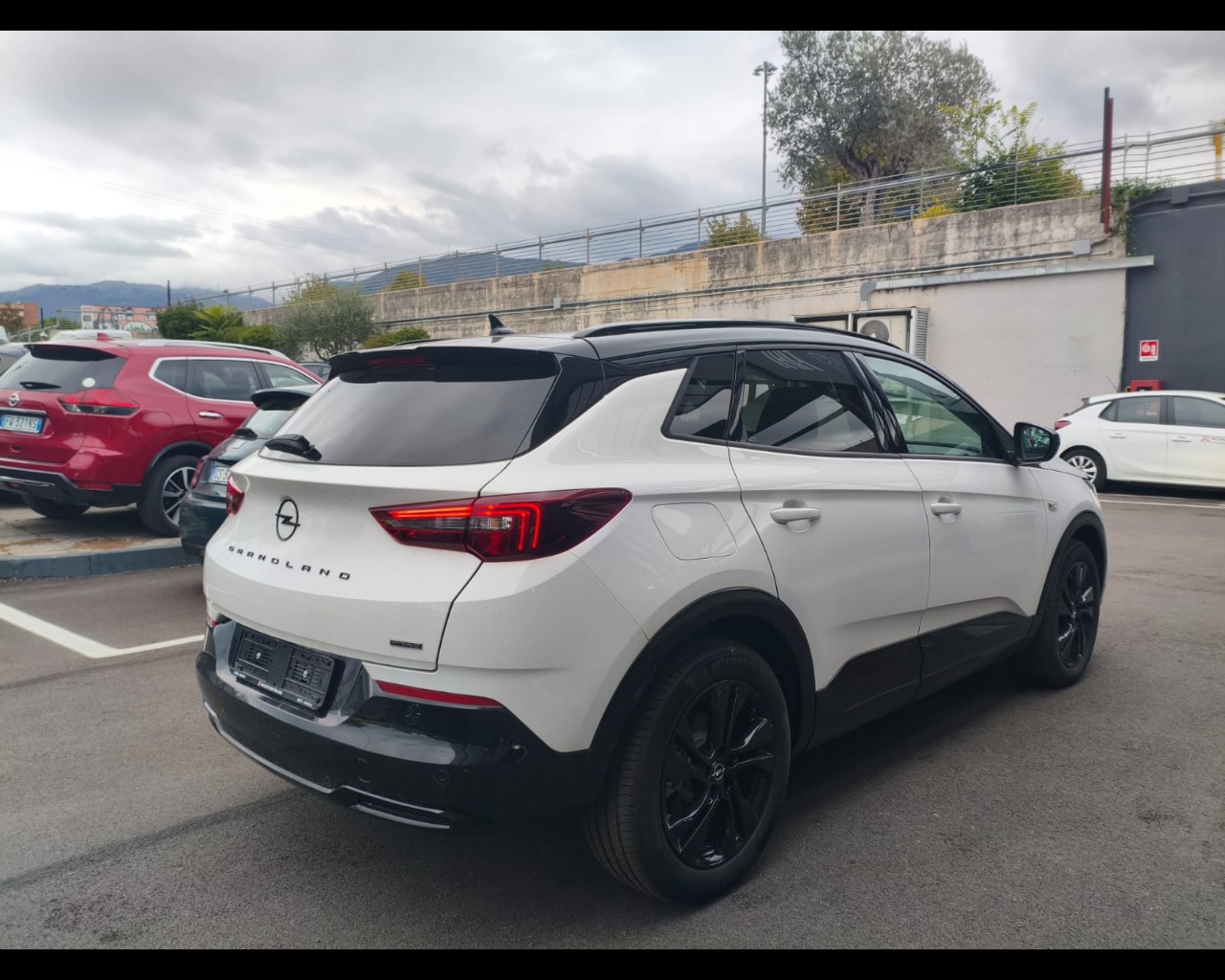 Foto OPEL Grandland 1.6 phev GS fwd 225cv auto