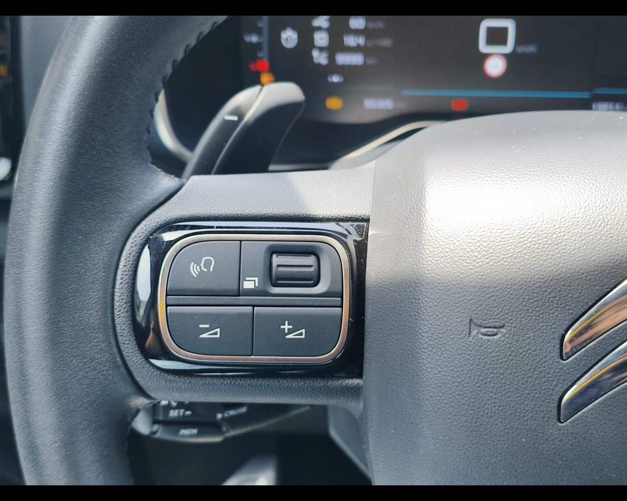Foto CITROEN C5 Aircross 1.2 puretech Shine s&s 130cv eat8