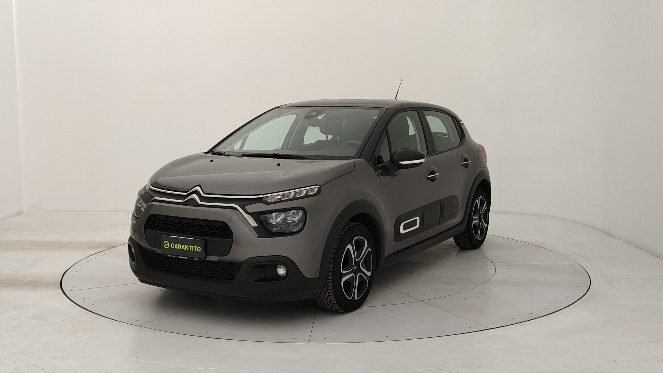 CITROEN C3 C3 1.2 puretech Shine s&s 83cv neopatentati