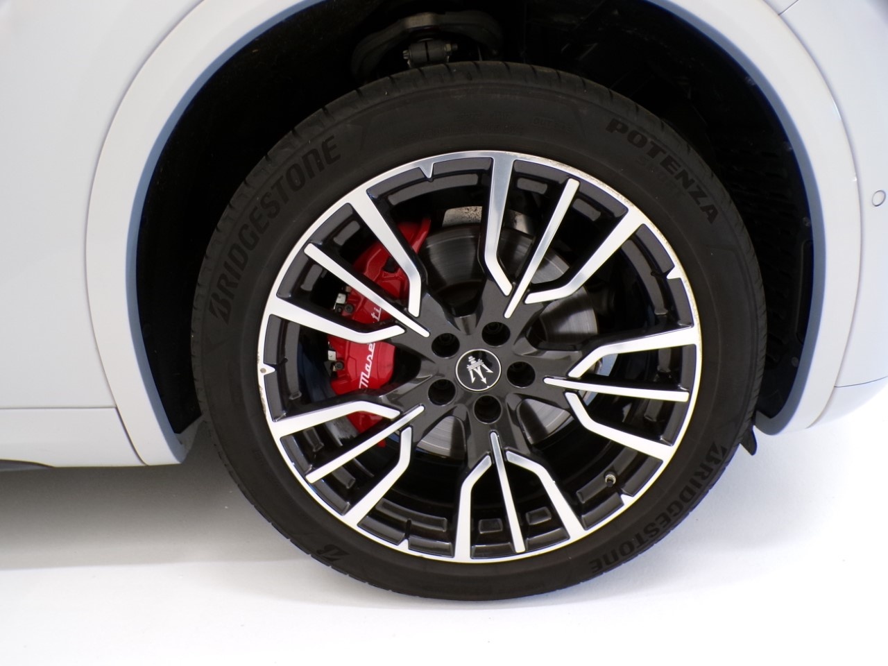 Maserati Levante Levante 2.0 MHEV 330cv Modena AWD Auto - 3