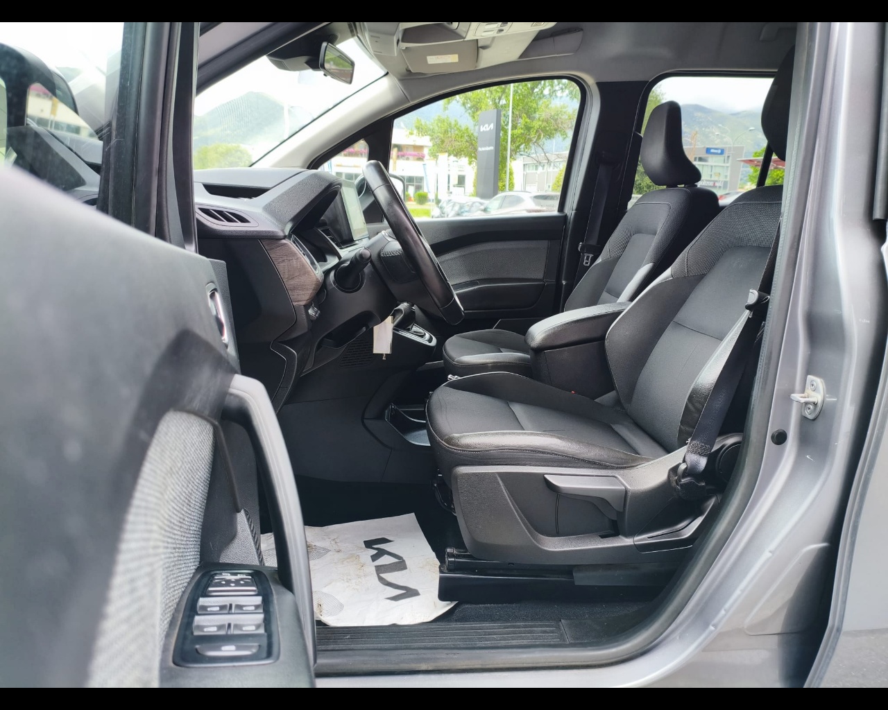 Foto RENAULT Kangoo Passenger 1.5 blue dci Edition One