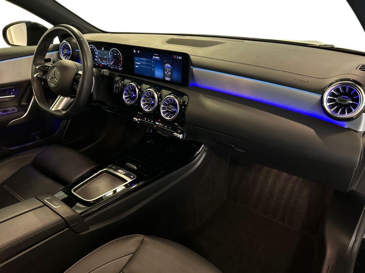 Mercedes  Classe A 200 D AMG Line Advanced Plus Speedshift DCT AMG 8G - 14