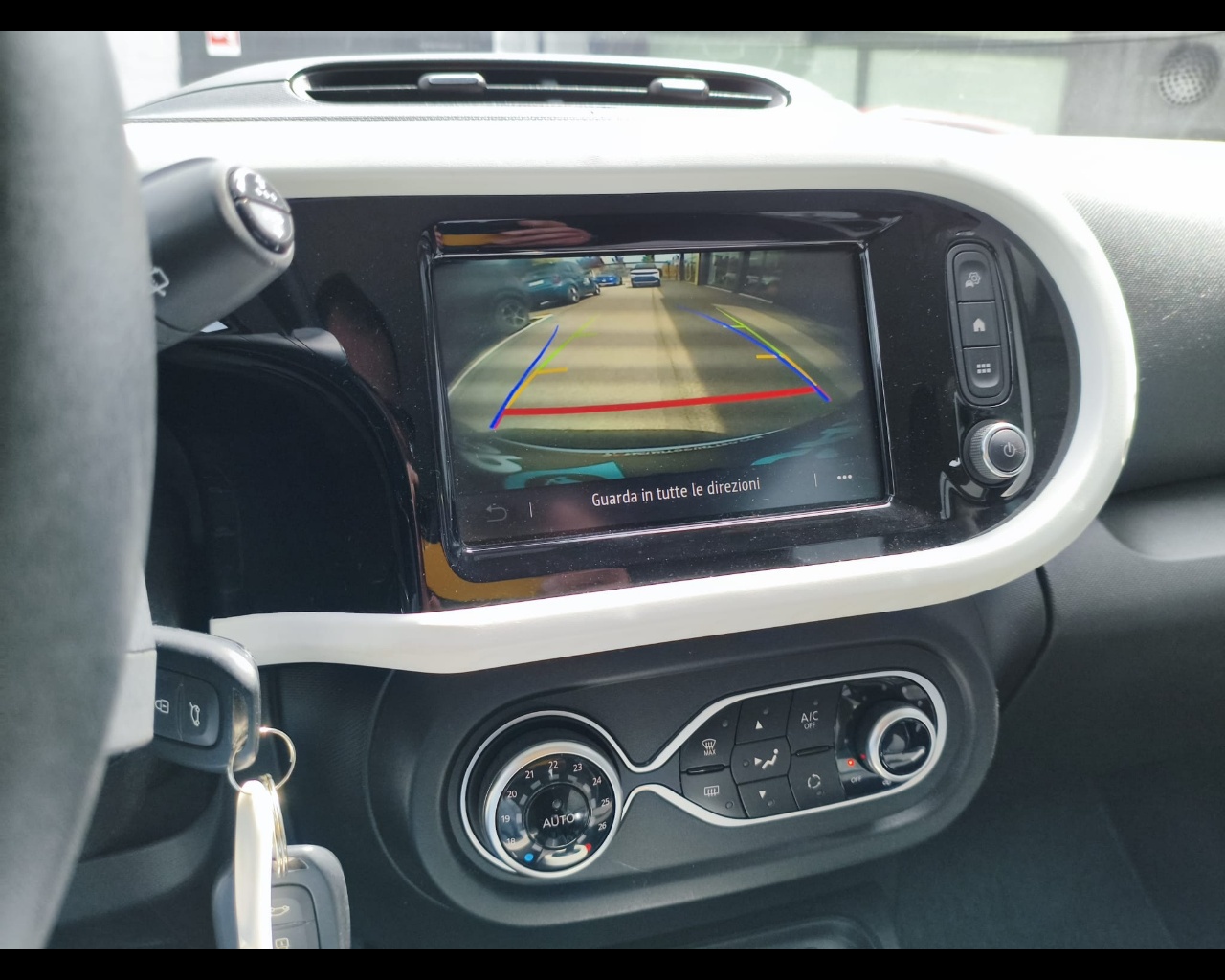 Foto RENAULT Twingo Equilibre 22kWh