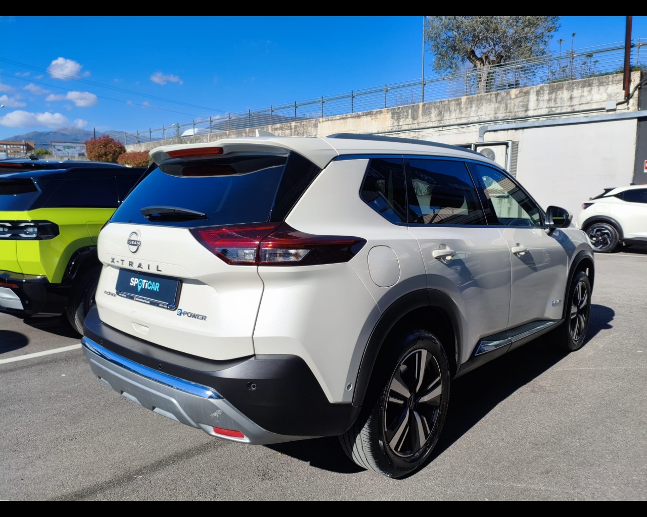 Foto NISSAN X-Trail 1.5 e-power Tekna e-4orce 4wd auto 7p.t