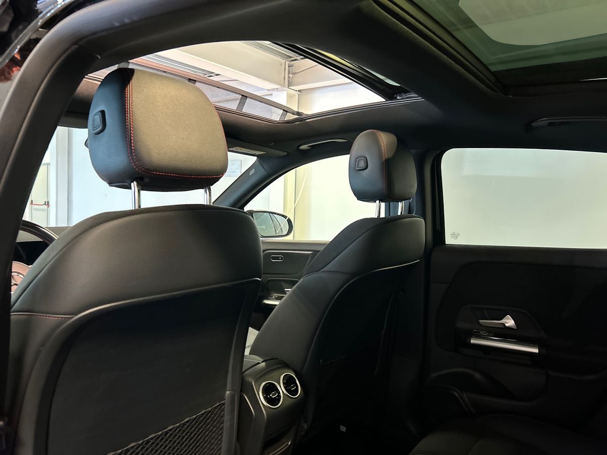 Mercedes GLA GLA 200 D Premium 8G-DCT - 17
