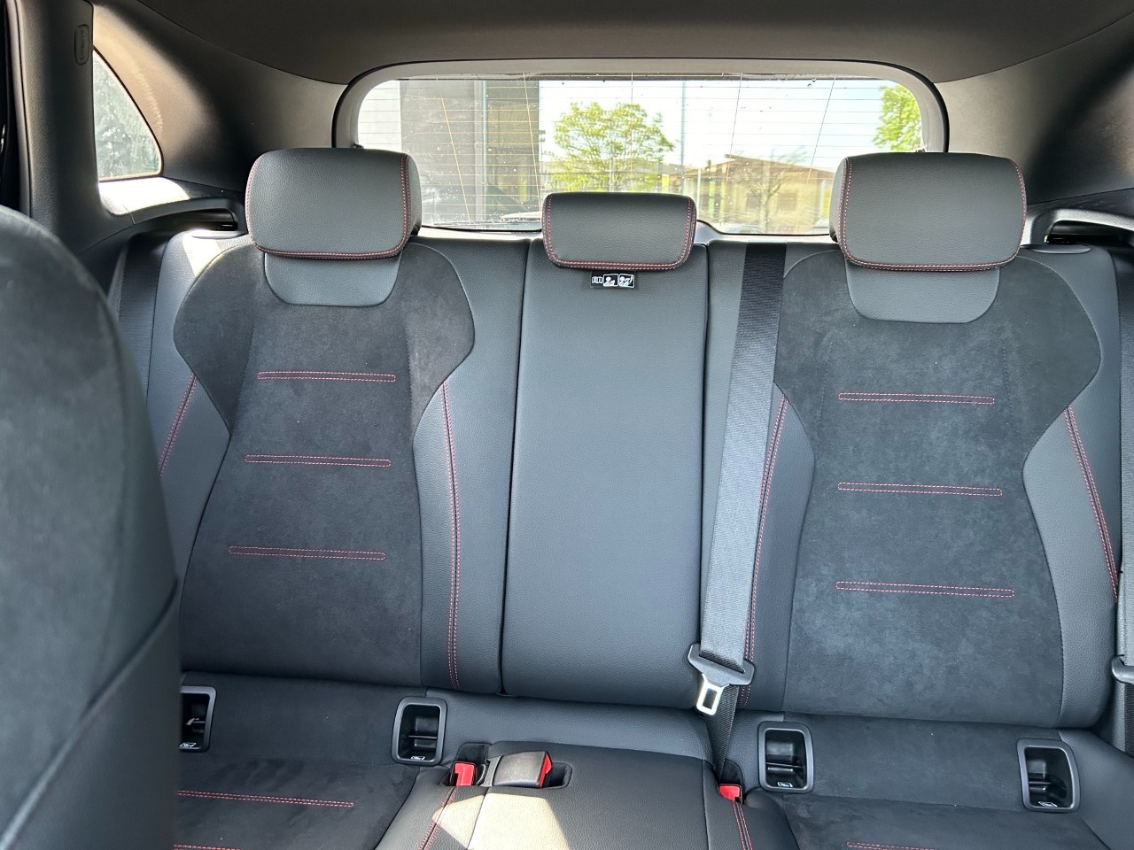 Mercedes GLA GLA 180 d Automatic AMG Line ADVANCED PLUS - 12