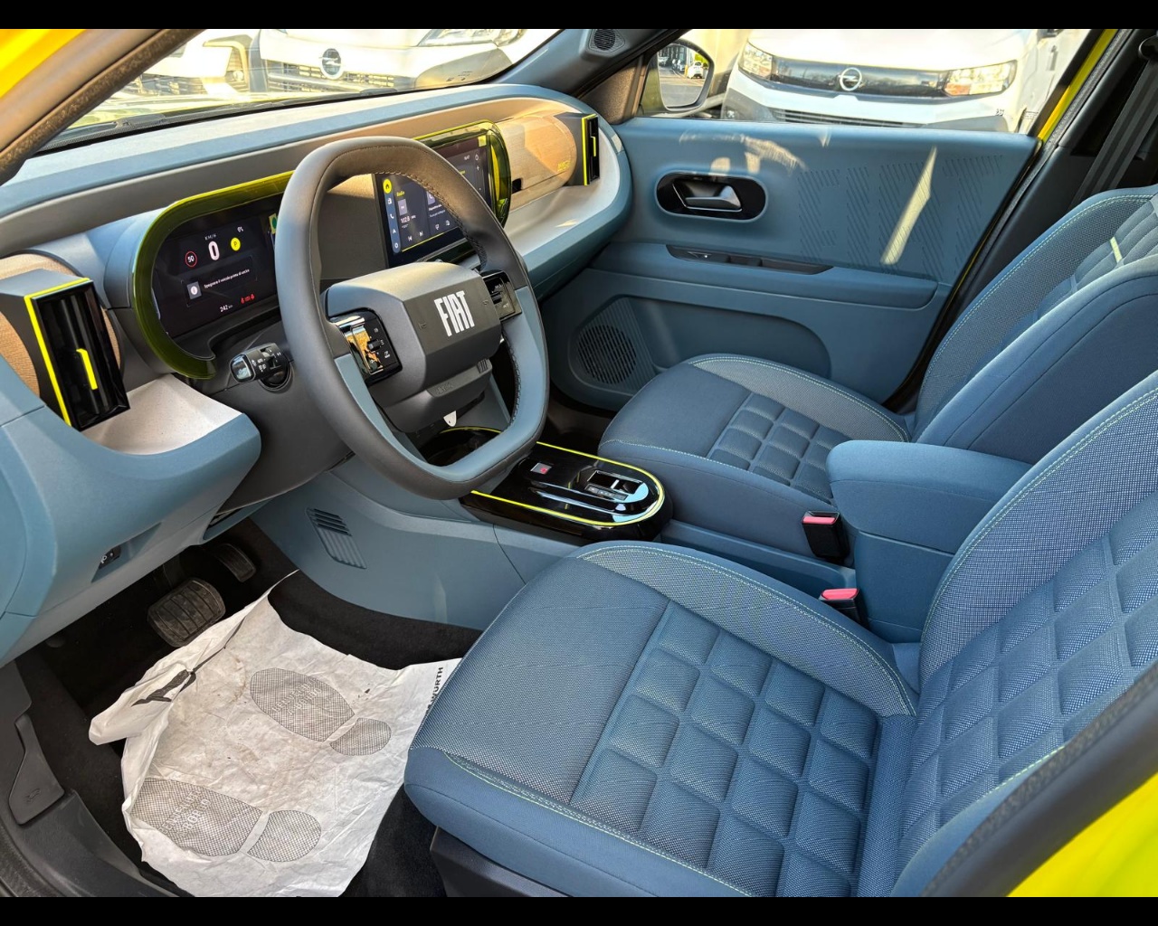 Foto FIAT Grande Panda Hybrid La Prima 1.2 Hybrid 100cv