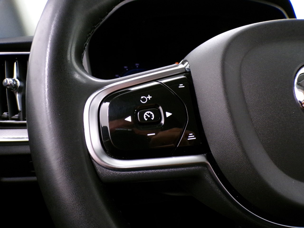 Volvo V60 V60 Cross Country 2.0 B4 Ultimate AWD automatico - 19