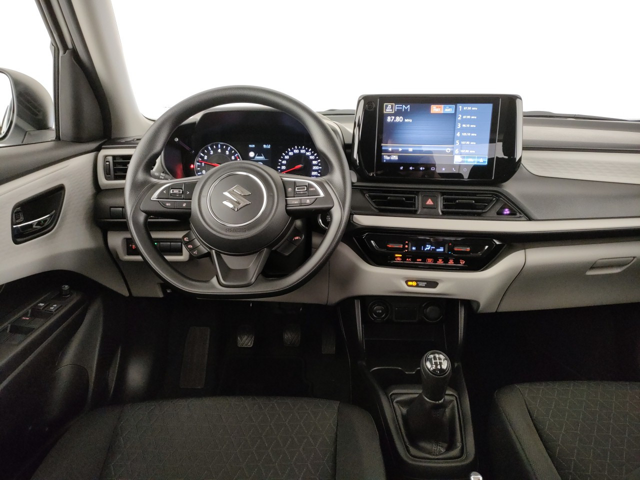 Suzuki Swift Nuovo Ibrido benzina Swift Porto Mantovano