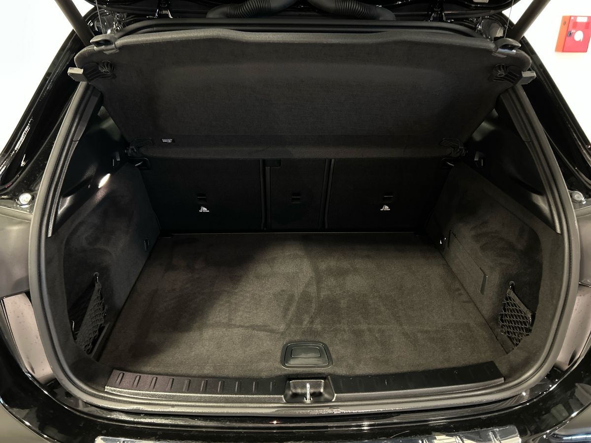 Mercedes  GLA 200 D AMG Line Advanced Plus 8G-DCT - 8