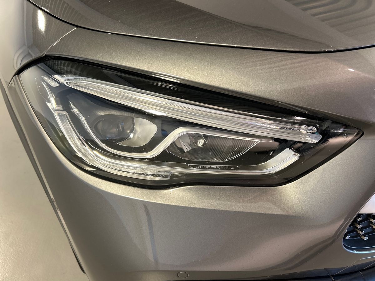 Mercedes GLA GLA 220 D Premium 4Matic 8G-DCT - 7