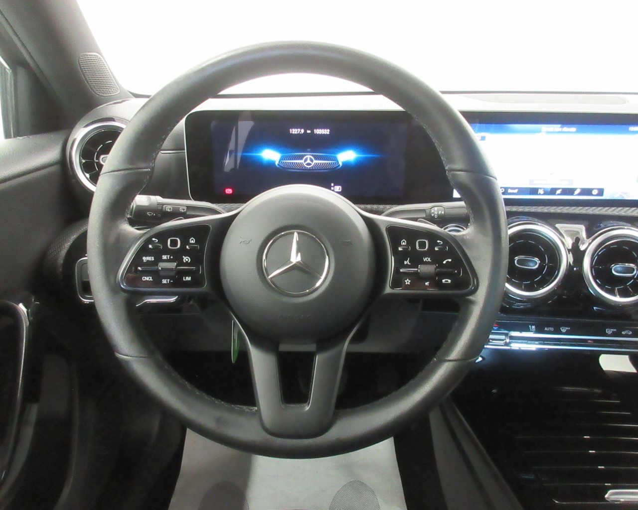 Mercedes Classe A Classe A 180 D Business 7G-DCT - 15