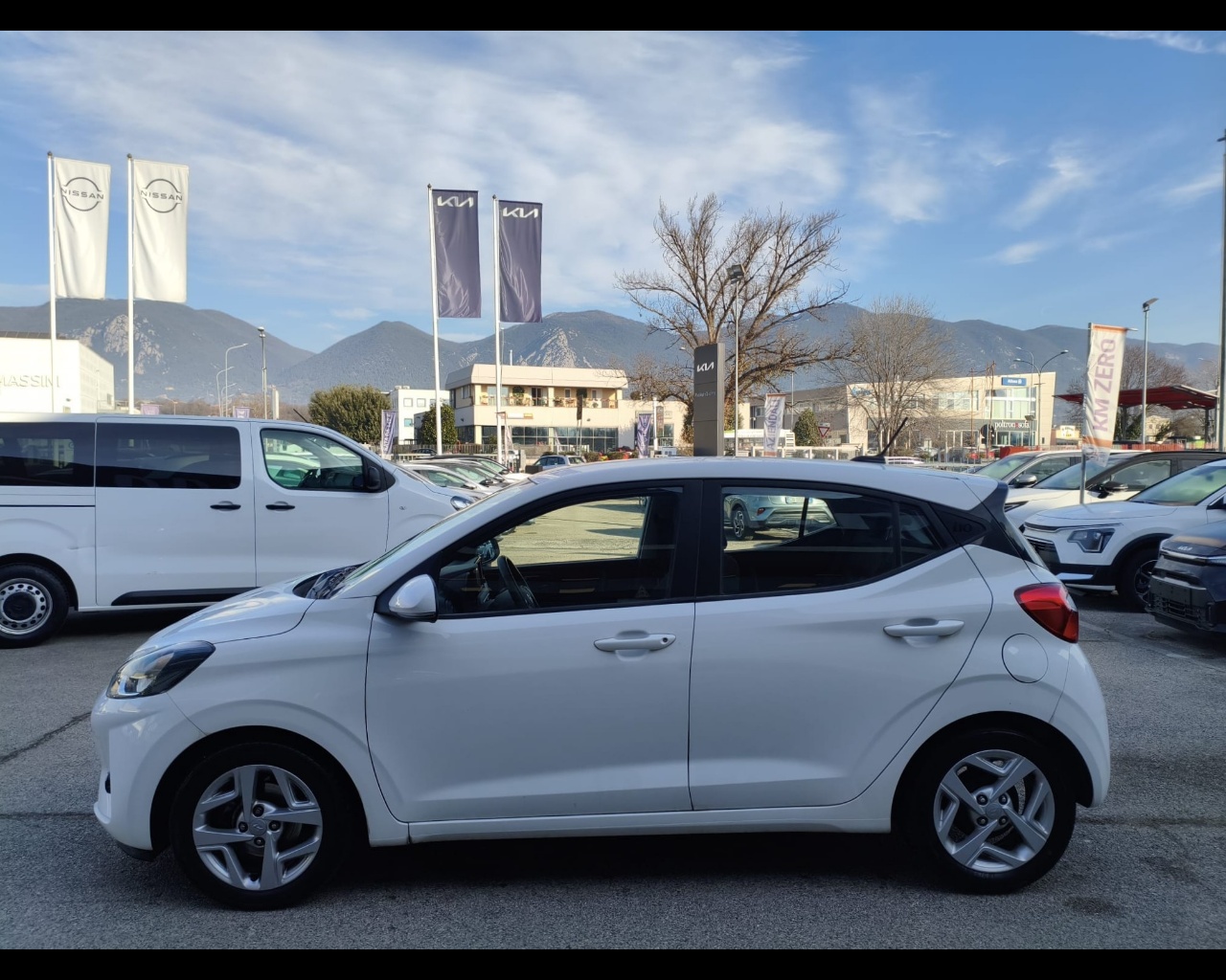 Foto HYUNDAI i10 1.0 Tech econext Gpl