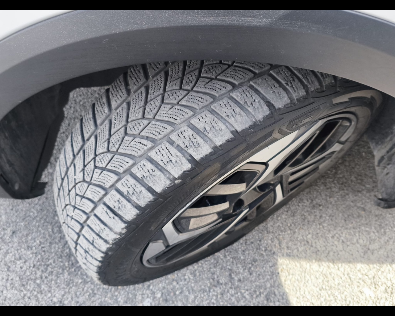 Foto CITROEN C4 1.5 bluehdi Shine s&s 130cv eat8