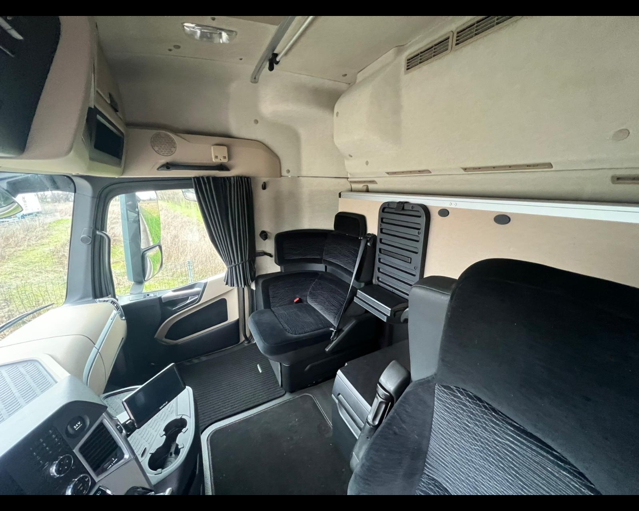 Mercedes Actros actros 2548 L Flat cab. Str.Sp. 2,5 Euro VI - 6