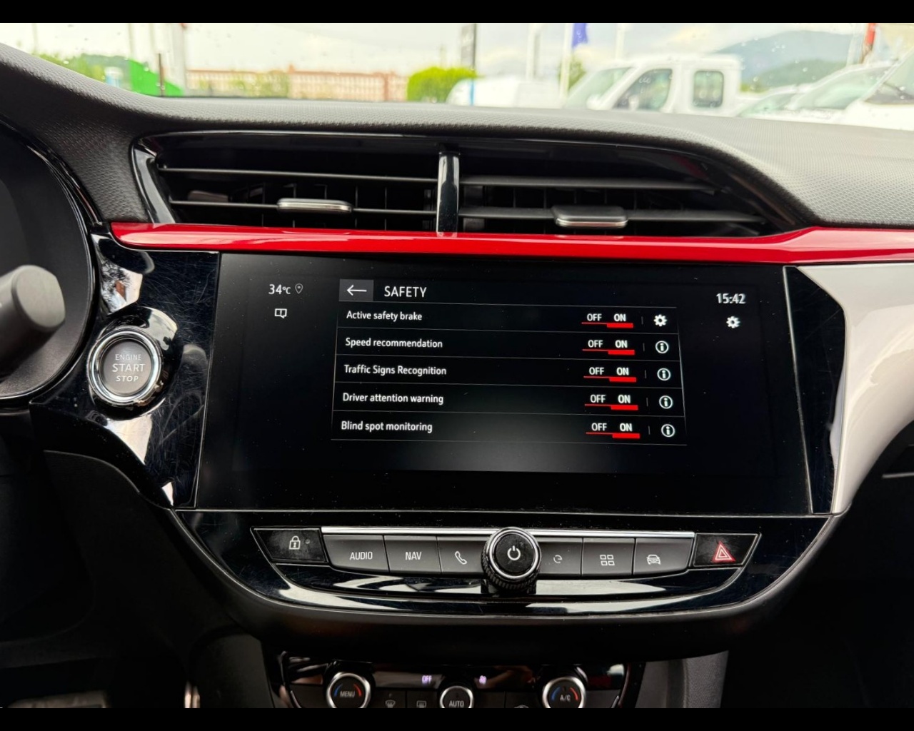 Foto OPEL Corsa e- GS Line +
