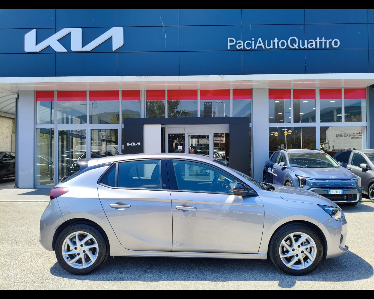 Foto OPEL Corsa 1.2 GS Line s&s 100cv at8
