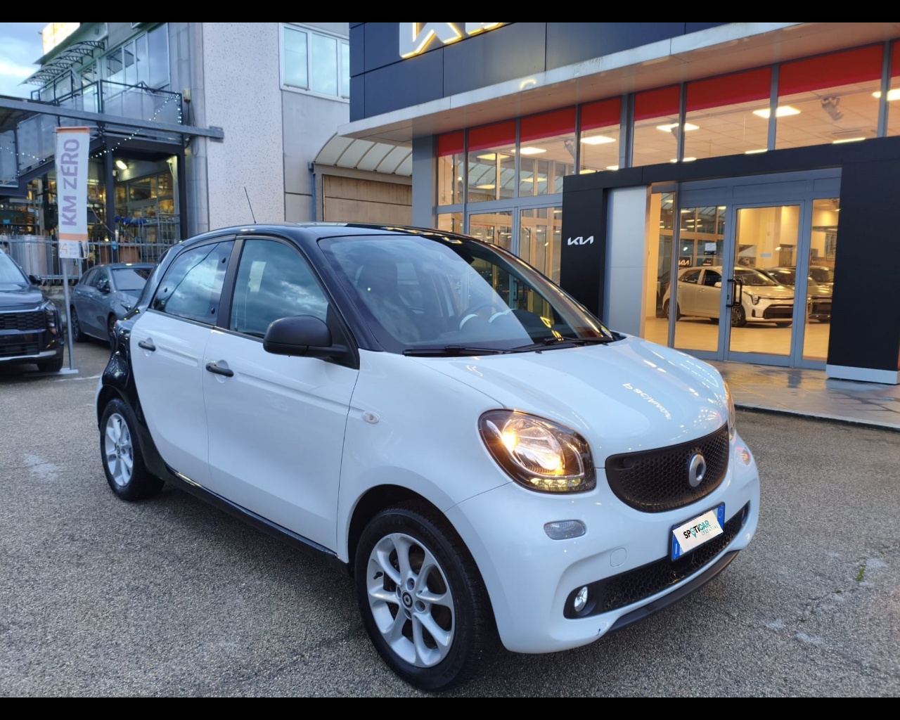 Foto SMART Forfour 1.0 Youngster 71cv 