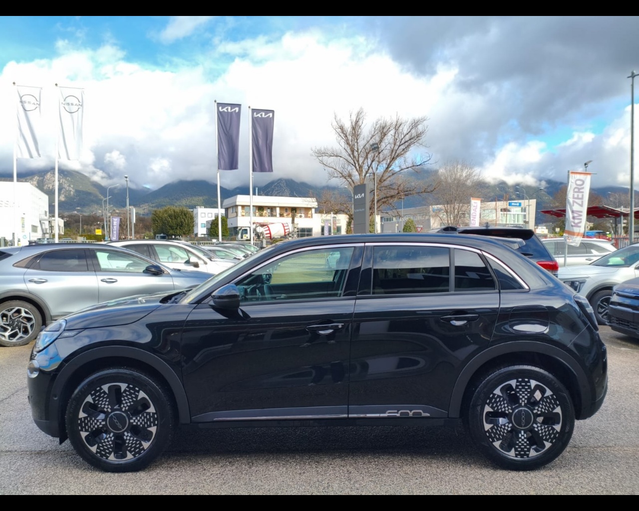 Foto FIAT 600 1.2 hybrid La Prima 110cv auto