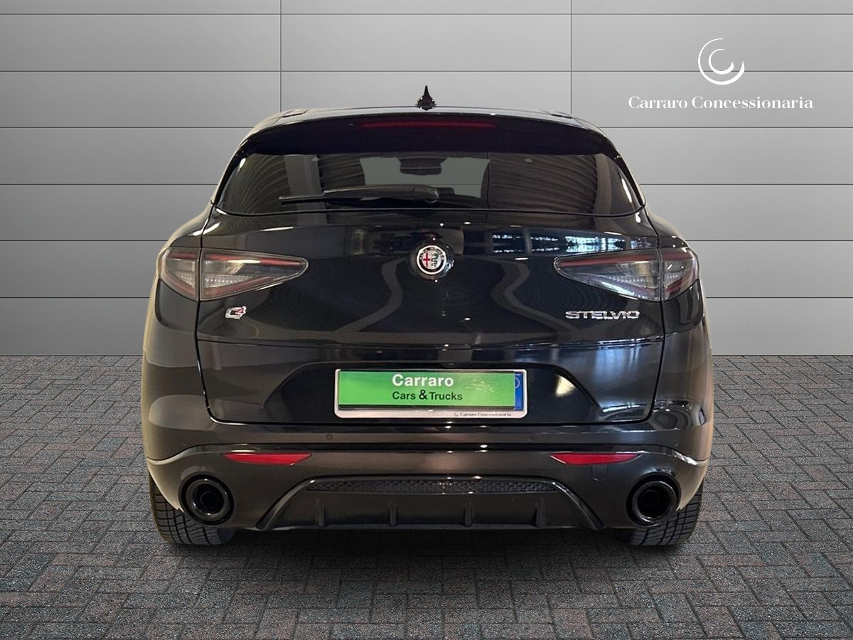 Alfa Romeo Stelvio Stelvio 2.2 Turbo 210cv Veloce Q4 AT8 - 4