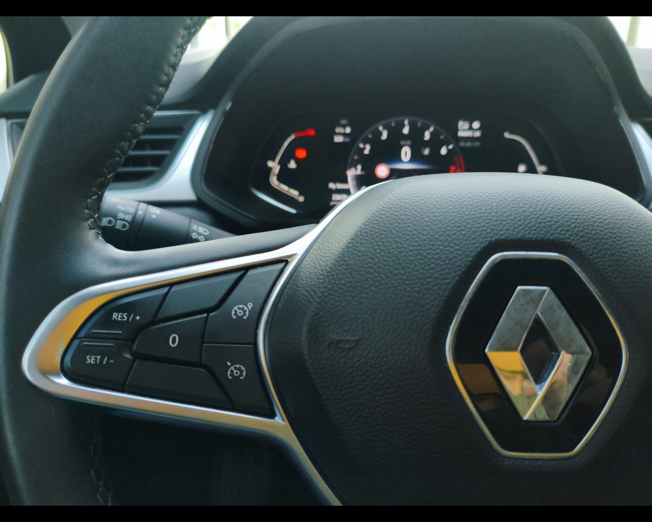Foto RENAULT Captur 1.0 tce Intens Gpl 100cv 