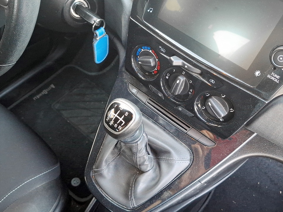 LANCIA Ypsilon 1.0 firefly hybrid Gold s&s 70cv Ibrida usato - 16