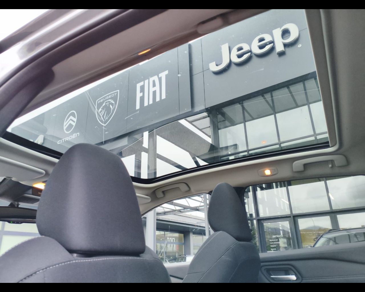 Foto NISSAN Qashqai 1.3 mhev N-Connecta 2wd 158cv xtronic