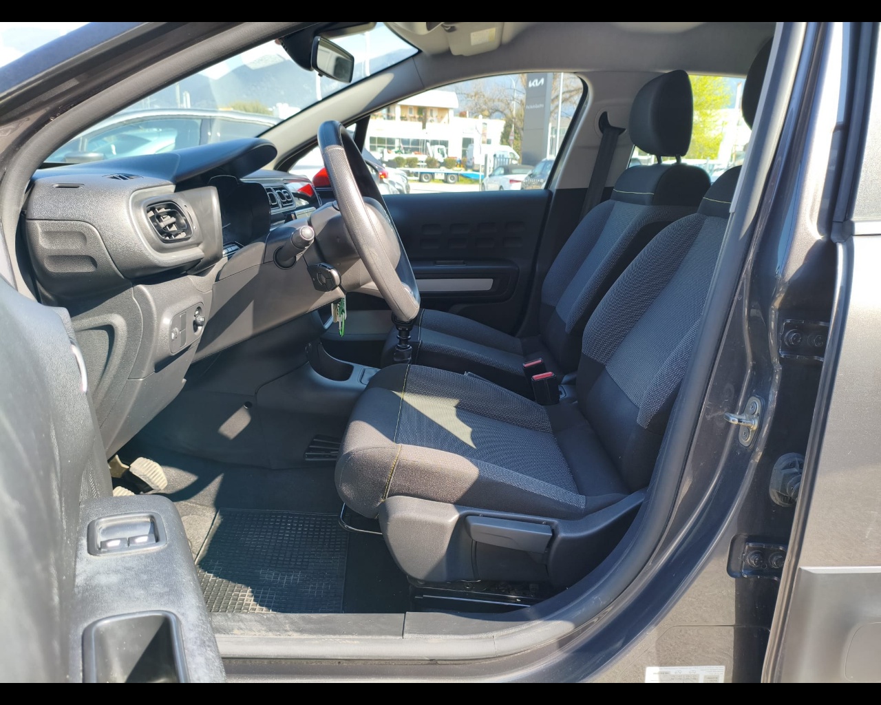 Foto CITROEN C3 1.5 bluehdi Feel Pack s&s 100cv 6m