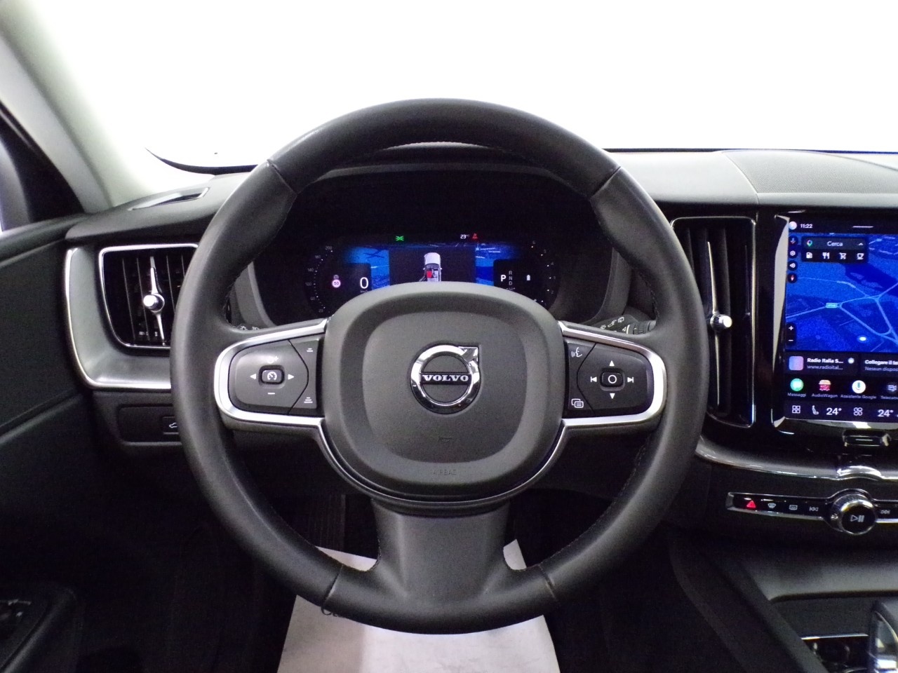 Volvo  XC60 N1 2.0 B4 d Core awd auto - 15