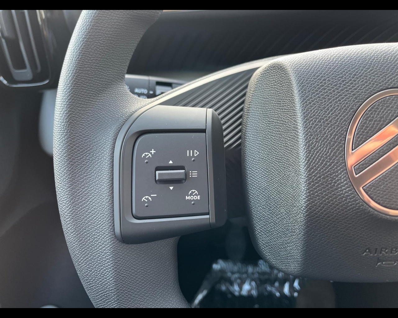 Foto CITROEN C3 Aircross 1.2 puretech turbo You 100cv