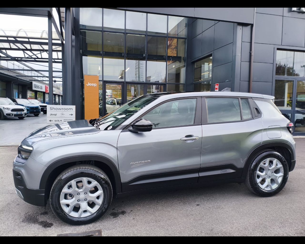 Foto JEEP Avenger 1.2 turbo e-hybrid mhev Altitude fwd 110cv edct6