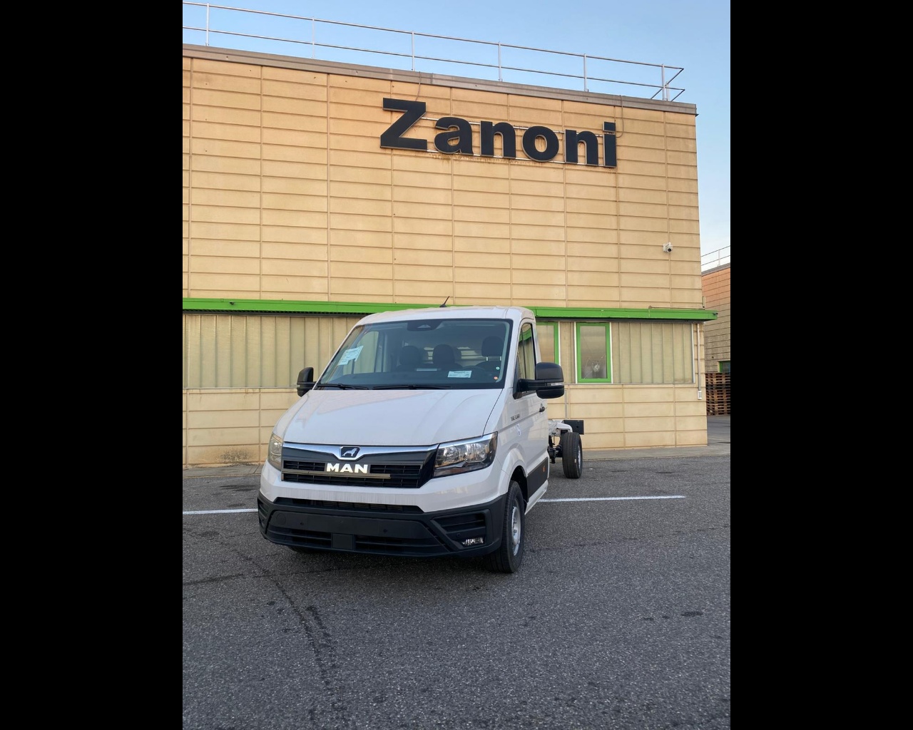 MAN TGE 3.160 TELAIO CAB SINGOLA P. 4490 MANUALE