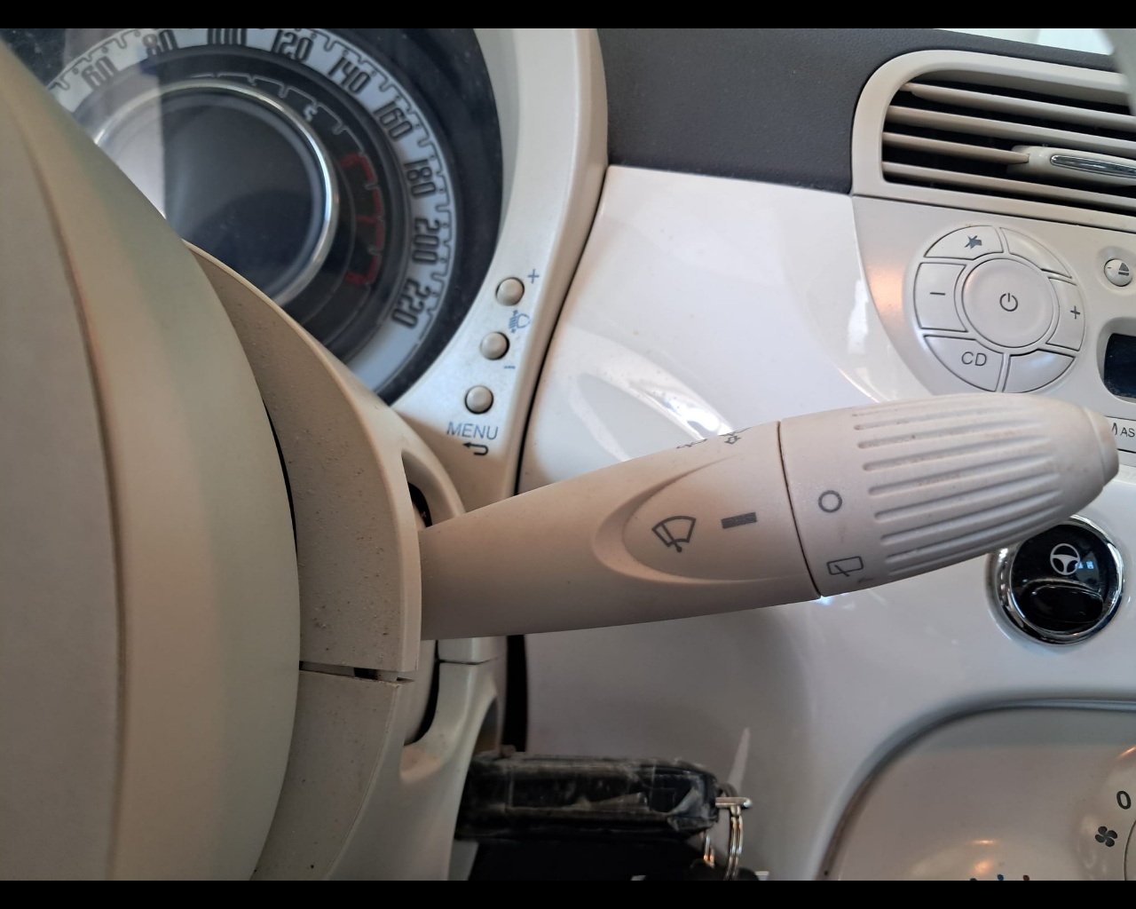 Foto FIAT 500 1.2 Lounge 69cv E6