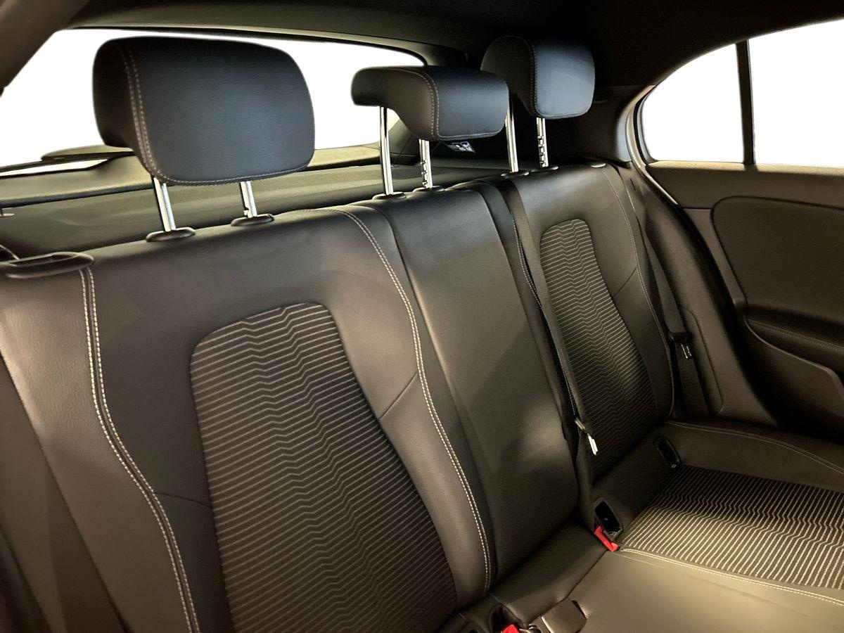 Mercedes Classe A Classe A 180 D Sport Night edition - 16
