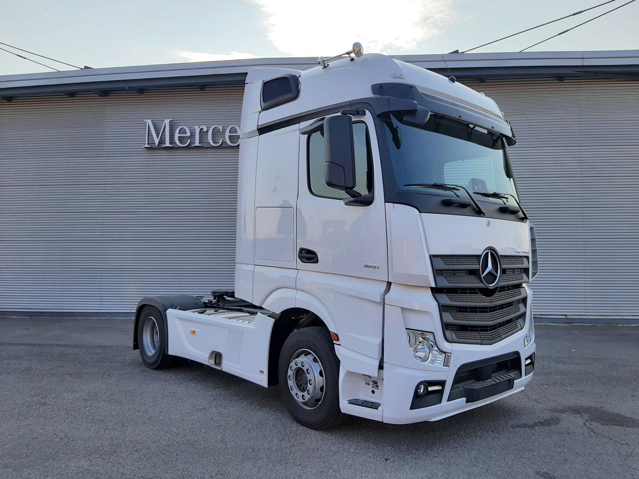 Mercedes Actros New Actros 1851 LS Linea
