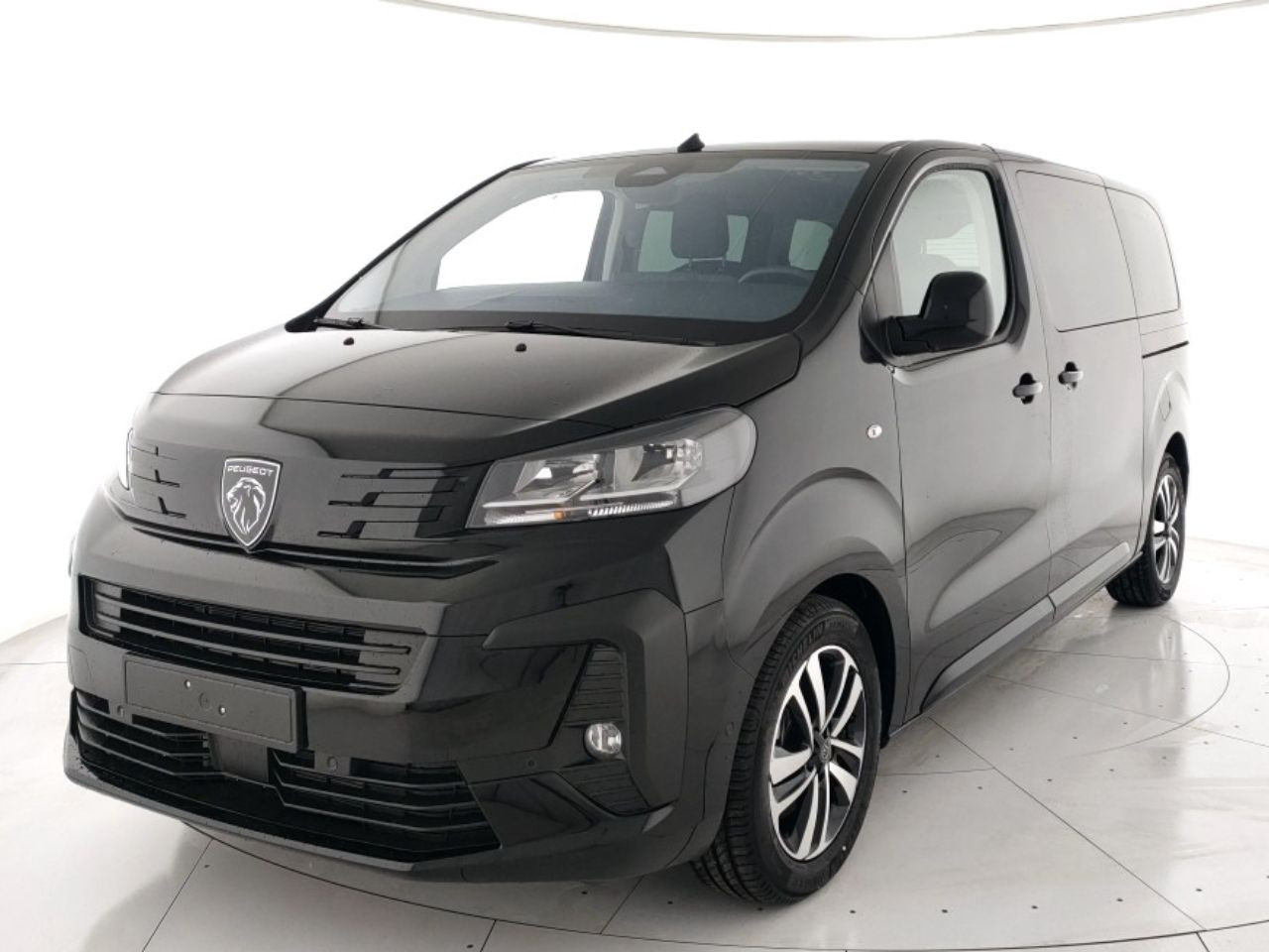 Peugeot Traveller Nuovo diesel Traveller Porto Mantovano