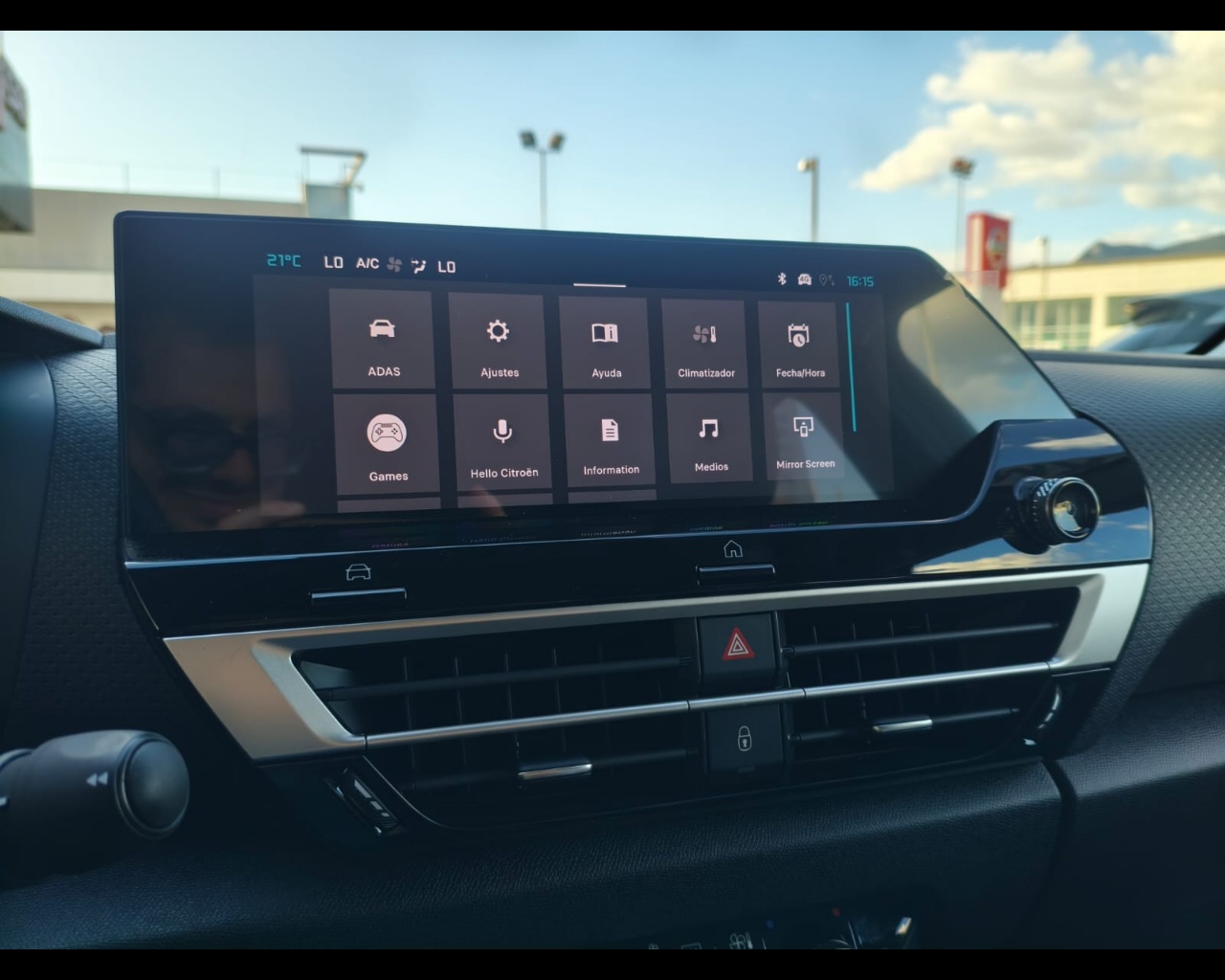 Foto CITROEN C4 1.2 hybrid Max 136cv e-dcs6
