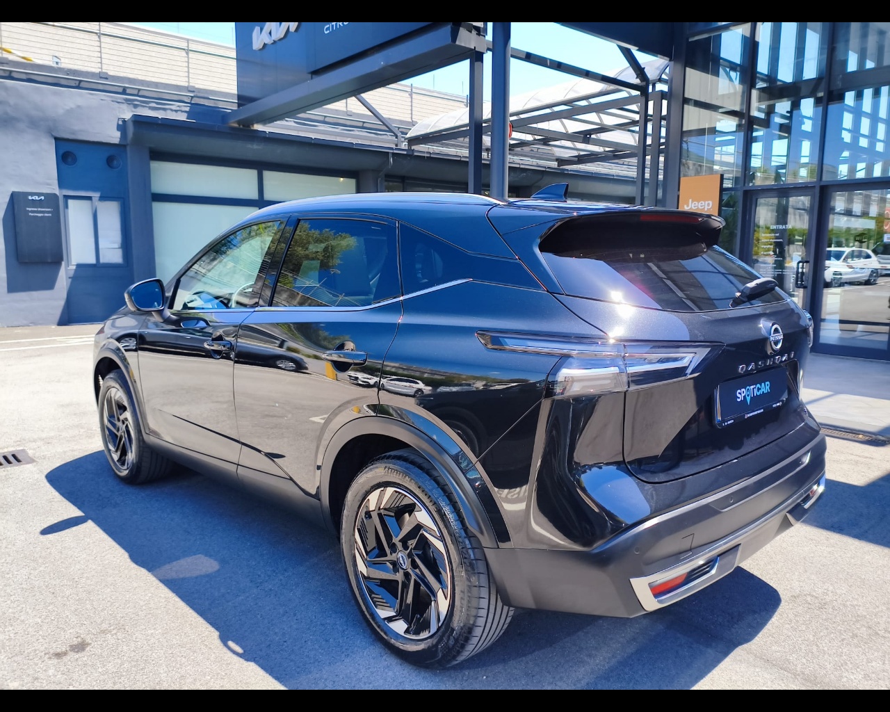 Foto NISSAN Qashqai 1.3 mhev N-Connecta 2wd 140cv
