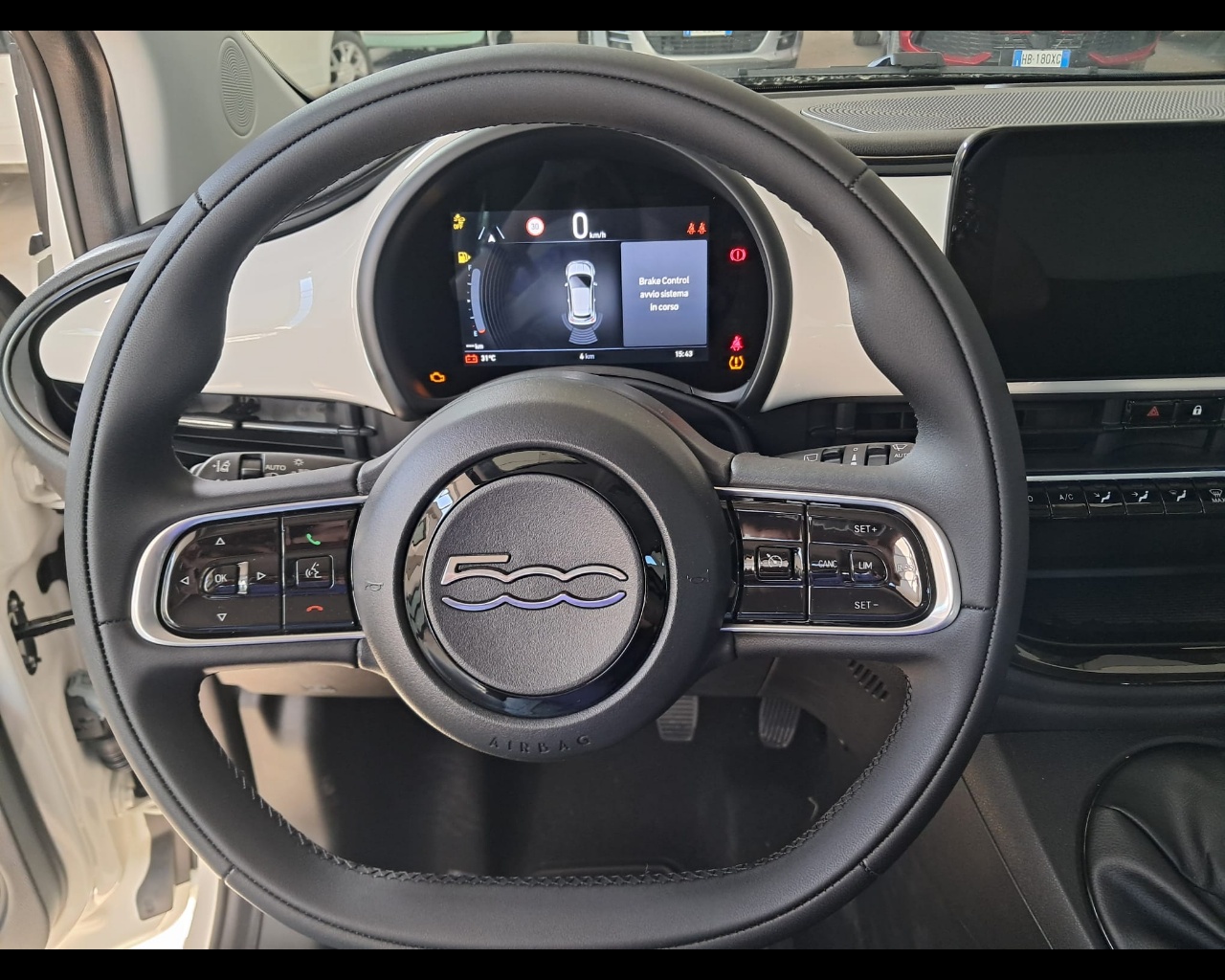 Foto FIAT 500 1.0 hybrid Icon