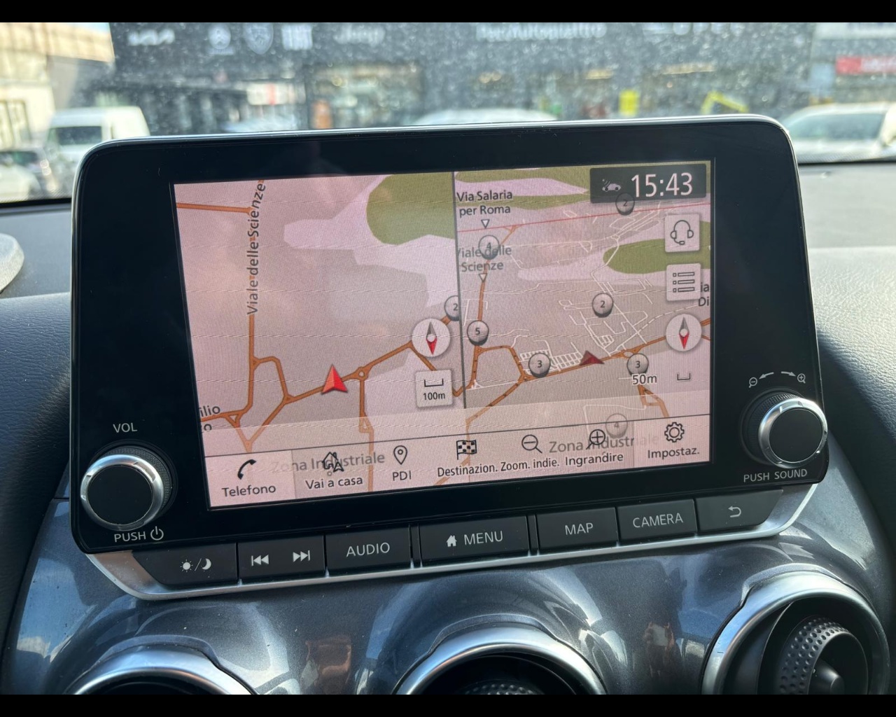 Foto NISSAN Juke 1.0 dig-t Kiiro 114cv