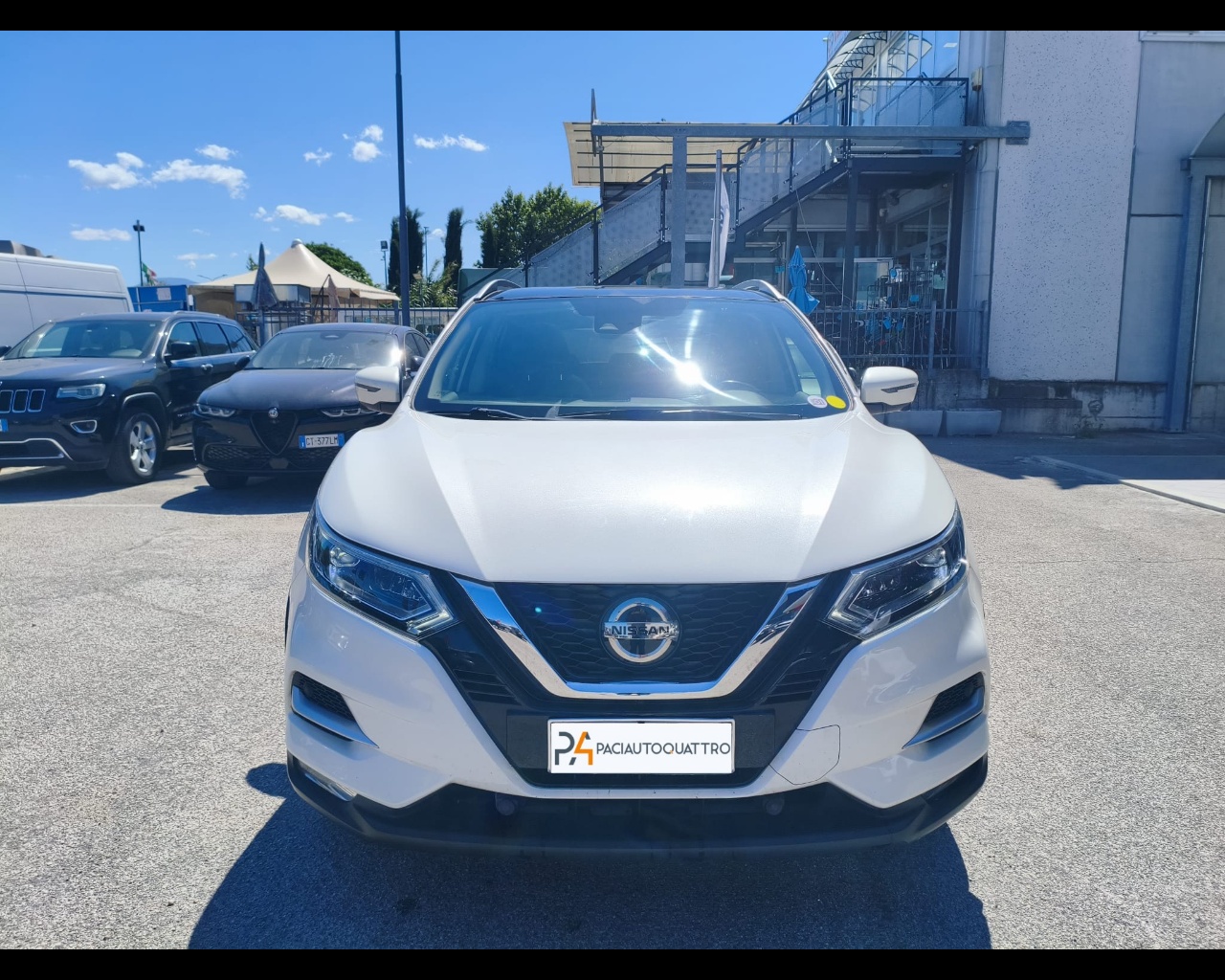 Foto NISSAN Qashqai 1.5 dci N-Connecta 115cv