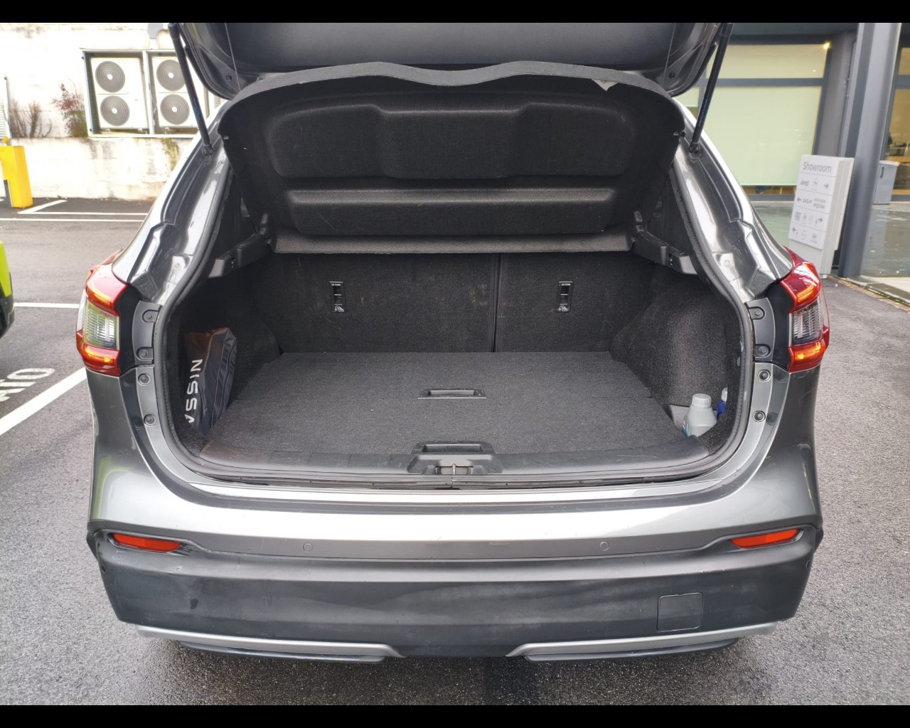 Foto NISSAN Qashqai 1.3 dig-t N-Connecta 140cv