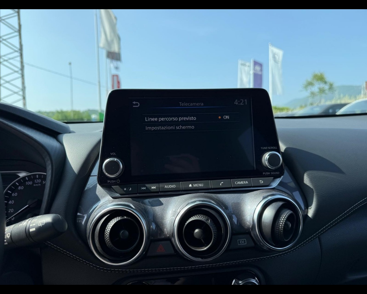 Foto NISSAN Juke 1.6 hev N-Connecta