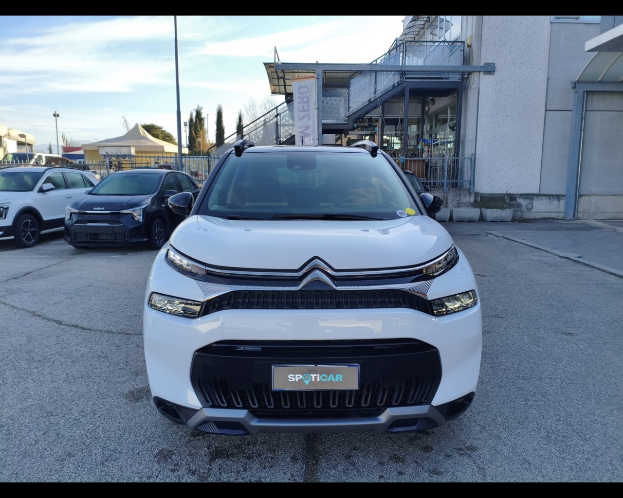 Foto CITROEN C3 Aircross 1.2 puretech Shine s&s 110cv
