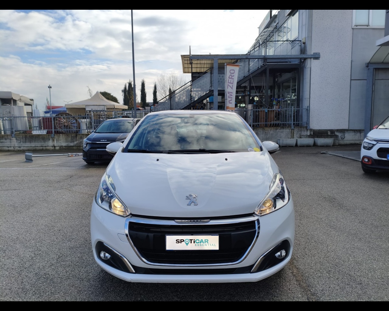 Foto PEUGEOT 208 5p 1.2 puretech Active s&s 82cv neopatentati