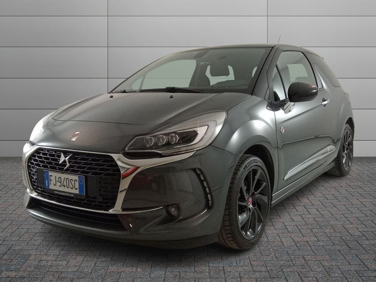 Foto veicolo DS DS3 DS3 - DS3 1.2 puretech DS Performance line s&s 110cv Benzina Verde