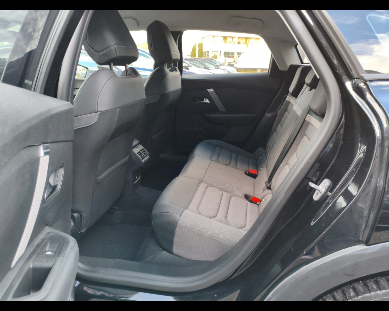 Foto CITROEN C4 1.5 bluehdi Feel Pack s&s 130cv eat8